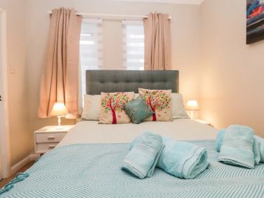 Double Bedroom with en-suite