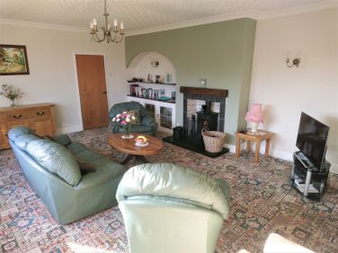 Mayland Farm Cottage