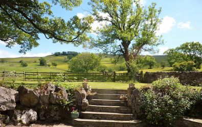 Farmhouse view garden, view from the Kitchen/dining room