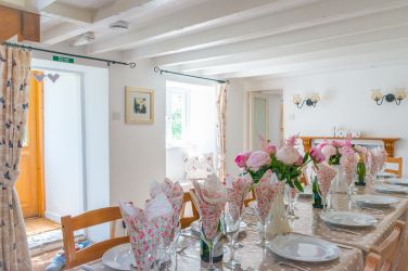 The White Cottage