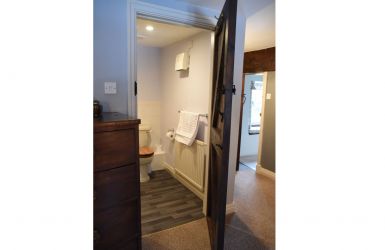 Room Number 2 En-suite