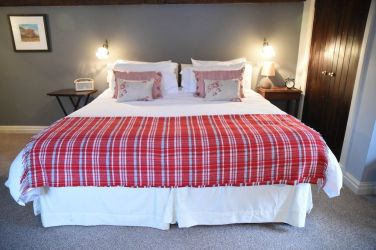 Room Number 2 Super king size bed or Twin En-suite