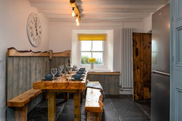 Kitchen 1: The Old Farmhouse, kitchen with seating area