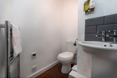 Bathroom 3: The Old Farmhouse, Loo with sink (downstairs)