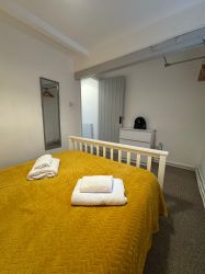 Farmhouse Bedroom 4 - Double Room