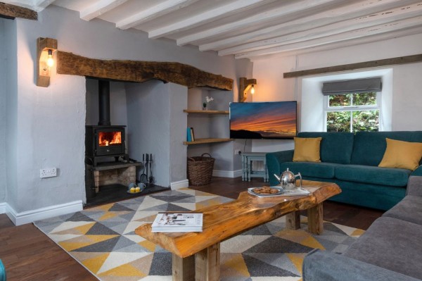 The Old Farmhouse and Cottage
