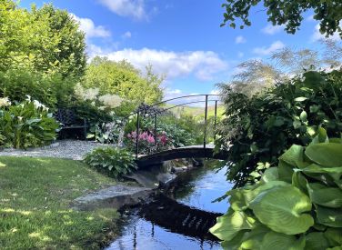 Bridge over the beck at Howe Foot