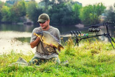 Carp fishing on Windrush Lake and trout fishing on Isis Lake, both on site and free to guests