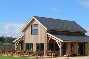 Ballihoo on site restaurant.