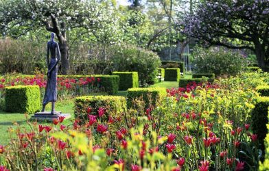Pashley Manor Gardens - National Trust