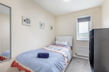 Lovely single bedroom