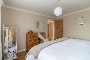 Plenty of storage space in the garden bedroom