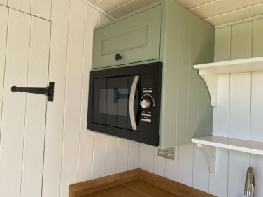 Michelmersh Manor Farm - Shepherd Hut Farmstay