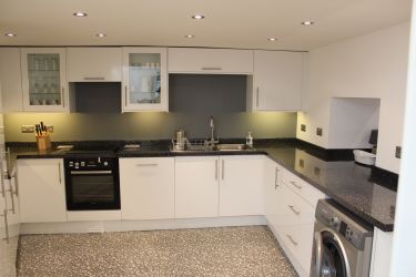 Spacious kitchen