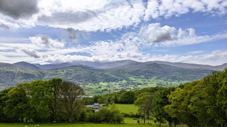 Unbeatable panoramic views across to the mountains of Snowdonia National Park