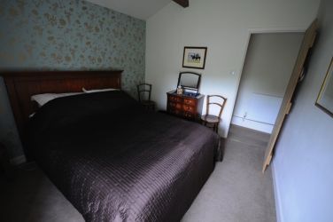 Double bedroom with kingsize bed