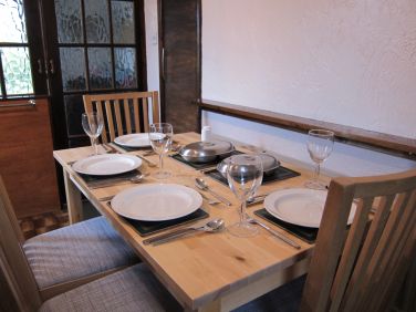 Dining Table in cedar croft