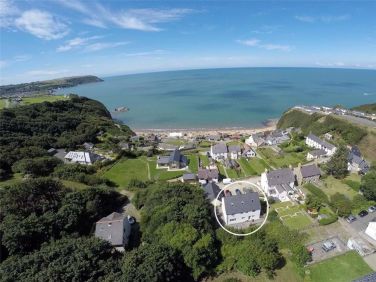 Aerial view of Golygfa Mor & Tresaith