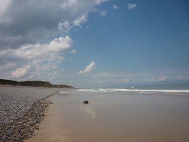 Beautiful wide open beaches within walking distance from Gable Cottage.