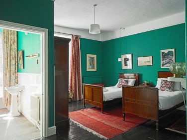 The Railway bedroom with ensuite