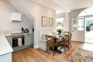 2 Lumford House