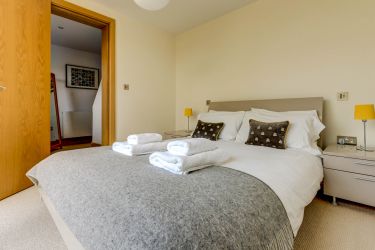 King bedroom first floor