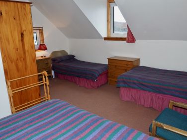 Family bedroom in extension