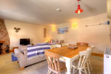 Nautical Cottage Diner/Lounge