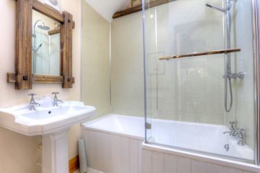 Scottish Main Bathroom