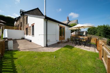2 Bedroom Cottage to Rent, Bideford, Devon