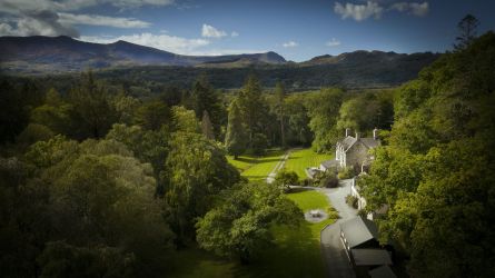 Tan Llan & The Coach House