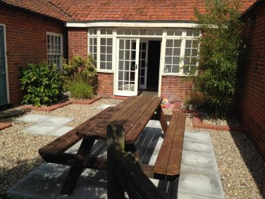 Rear courtyard garden