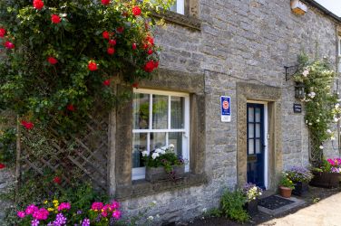 Croft View Cottage, Foolow in the summer sun.Ideally located in a central Peak District location.