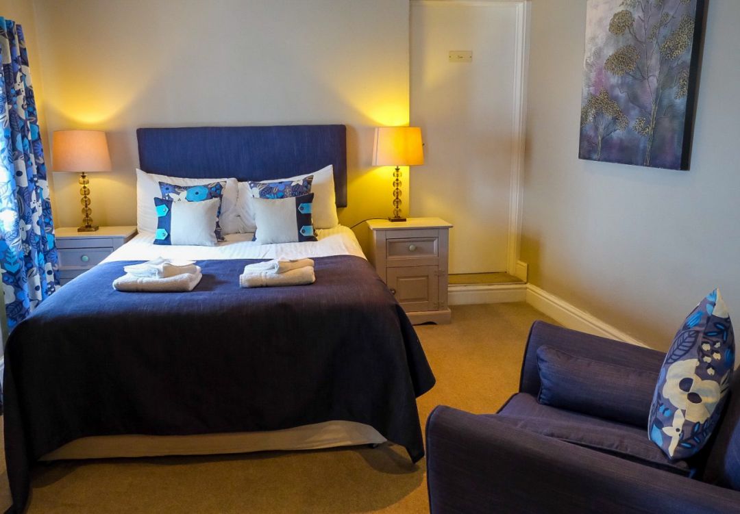 Ashbourne Hall, Luxury House in The Peak District, Sleeps 22