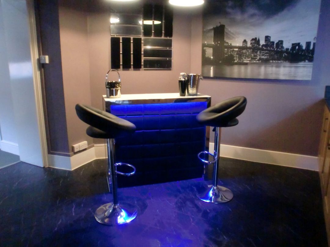 Ashbourne Hall, Luxury House in The Peak District, Sleeps 22