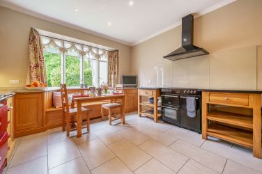 Number kitchen with second range cooker.