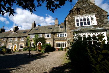 Boston House part of The Terrace Windermere 5 holiday houses in a private row.