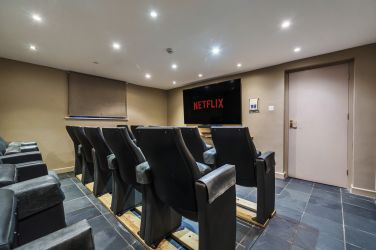 Boston House cinema with Smart TV.