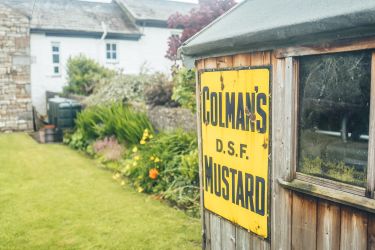 The shed is available for cycle storage.