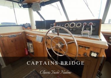 Feel like a Captain whilst staying onboard our stationary Classic Yacht