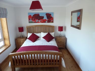 Kingsize bedroom with ensuite wet room