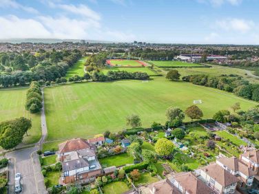 Kings Park - Less than a minute walk from the property