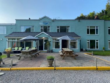 Large Families and Friends accommodation in Symonds Yat at Wye Rapids House www.bhhl.co.uk