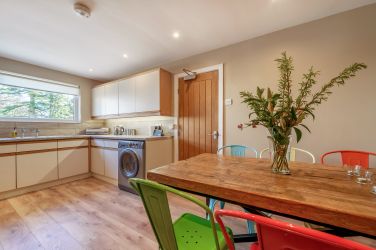 Orrest Head Cottage kitchen.
