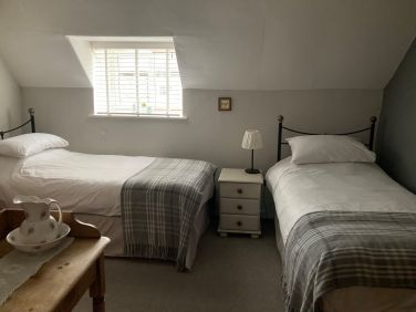 Twin bedroom
