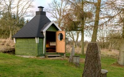 The Hobbit style BBQ hut at The Capercaillie Airhouses