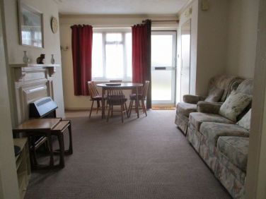 Lounge 1