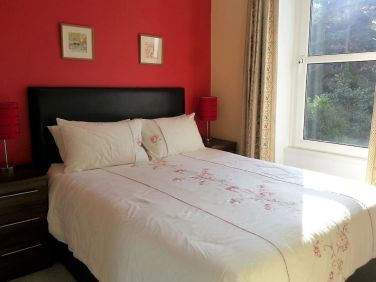 Family Room with king size and bunks