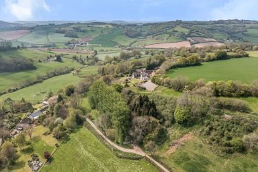 Lea Hill set in lovely Blackdown hills countryside