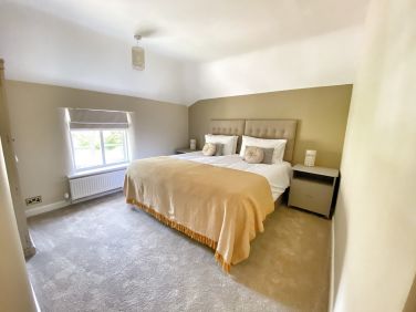 Super comfy beds, super king or single bed configurations